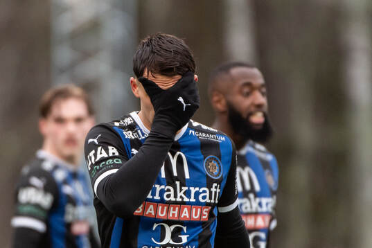 Karlstads Stevan Beko deppar