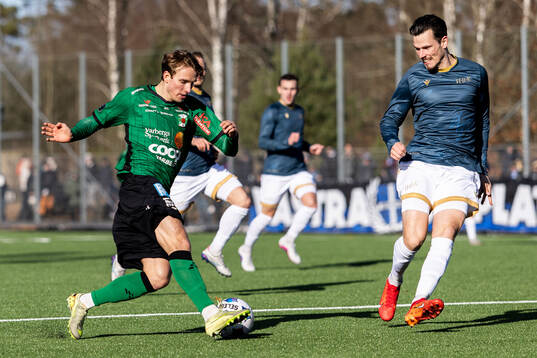 Varbergs Jonathan Nilsson och Halmstads Pascal Gregor