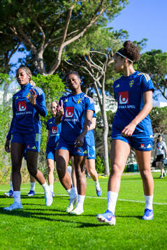 Evelyn Ijeh, Monica Jusu Bah and Felicia Schröder at a
