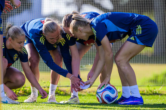 Amanda Nildén, Elma Junttila Nelhage and Hanna Bennison at
