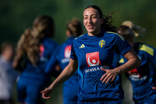 Rosa Kafaji at a training session with the women's national