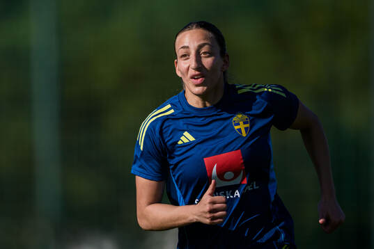 Rosa Kafaji at a training session with the women's national
