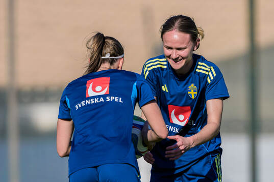 Matilda Vinberg at a training session with the women's