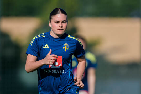 Hanna Wijk at a training session with the women's national