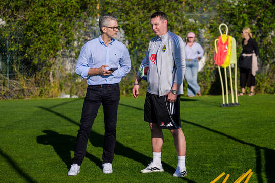 Niclas Carlnén, general secretary and Kim Källström,