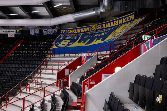 Södertäljes tifo på läktaren