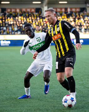 Västerås Mamadou Ousmane Diagne och Häckens Mikkel
