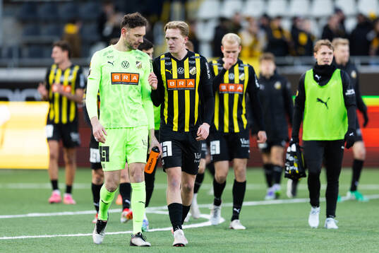Häckens målvakt Etrit Berisha och Olle Samuelsson