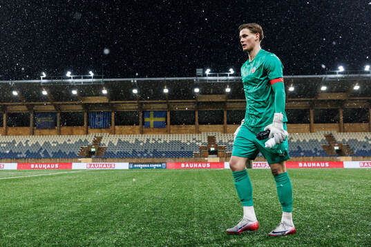 Helsingborgs målvakt Johan Brattberg deppar