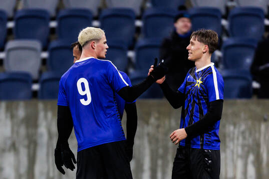 Sirius Robbie Ure och Marcus Lindberg jublar