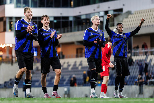 Sirius Tobias Anker, Marcus Lindberg, Robbie Ure och