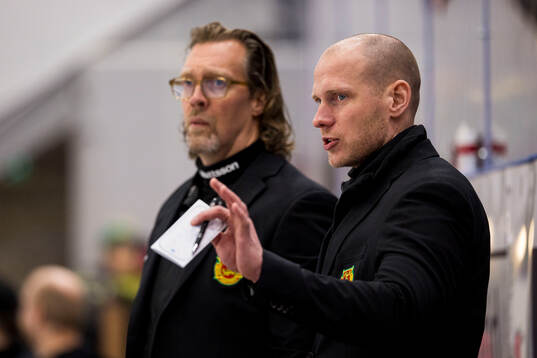 Moras tränare Oscar Dahlgren