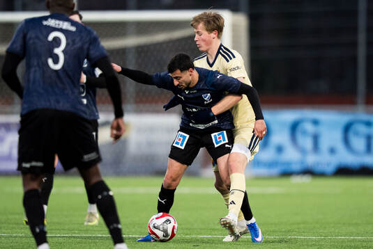 IFK Skövdes Elmar Abraham och Djurgårdens Bo Hegland