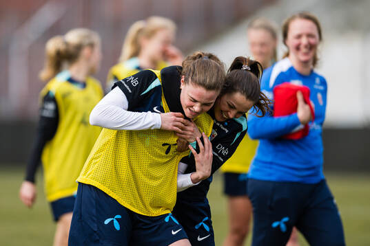 Signe Gaupset and Tuva Hansen of the Norwegian women’s