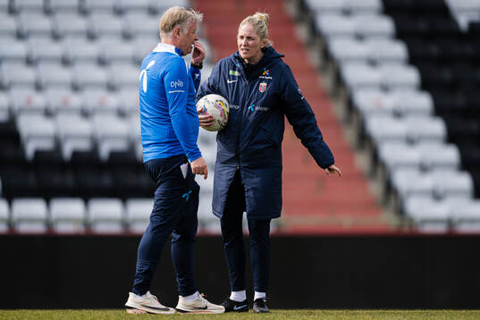 Assistant coach Kjetil Lone and head coach Gemma Grainger