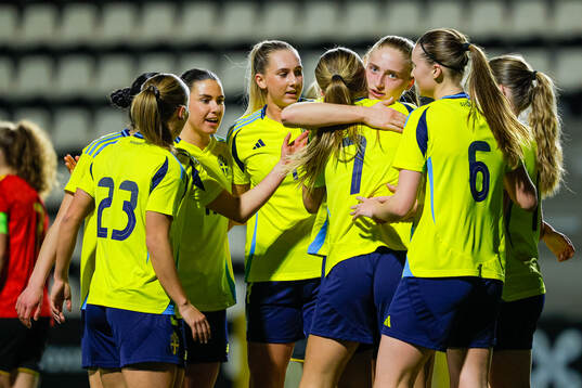 Wilma Leidhammar of Sweden celebrates