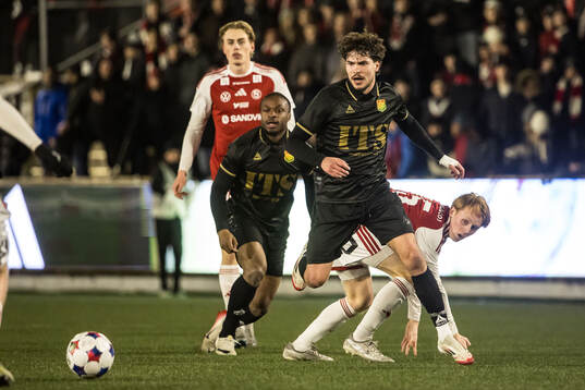GAISs William Milovanovic och Sandvikens IFs Fabian