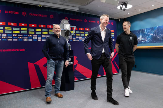 Thomas Berglund, head coach of Luleå,  Robert Ohlsson,
