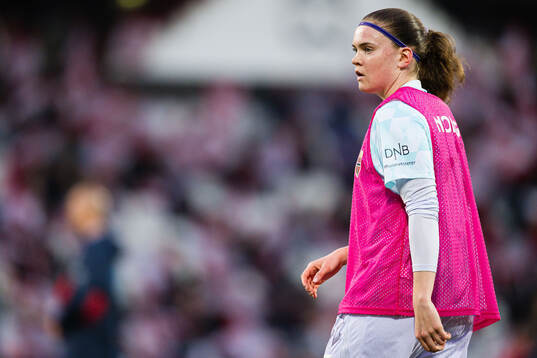 Signe Gaupset of Norway warms up