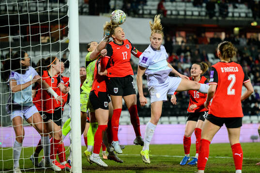 Sarah Puntigam of Austria and Julie Blakstad of Norway