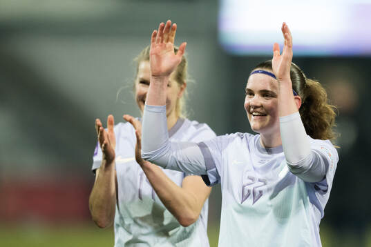 Signe Gaupset of Norway celebrates