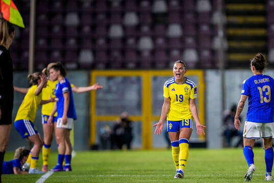Johanna Rytting Kaneryd of Sweden reacts