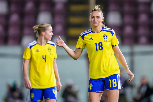Hanna Lundkvist and Fridolina Rolfö of Sweden