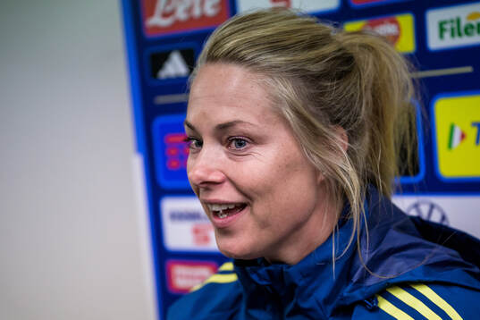 Assistant coach Johanna Almgren of Sweden
