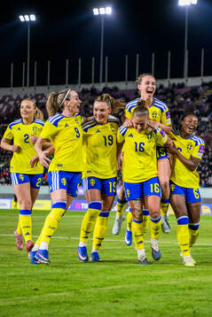 Kosovare Asllani, Johanna Rytting Kaneryd, Julia Zigiotti