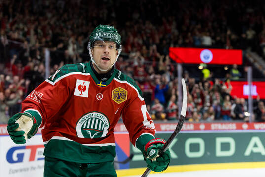 Nicklas Lasu of Frölunda celebrates the 1-0 goal