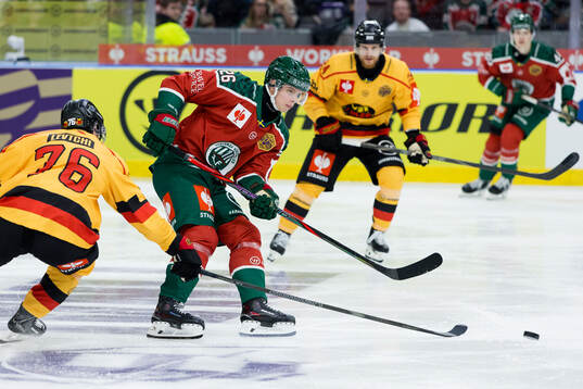 Isac Heens of Frölunda