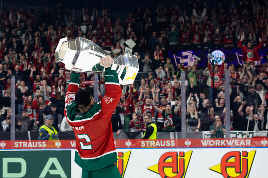 Christian Folin of Frölunda celebrates with the trophy