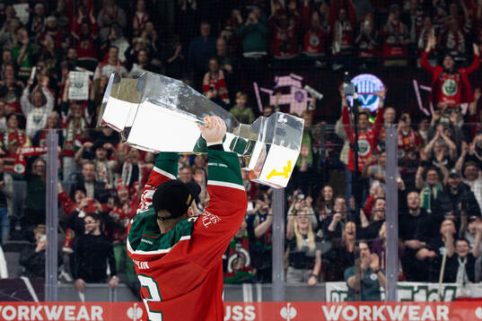 Christian Folin of Frölunda celebrates with the trophy