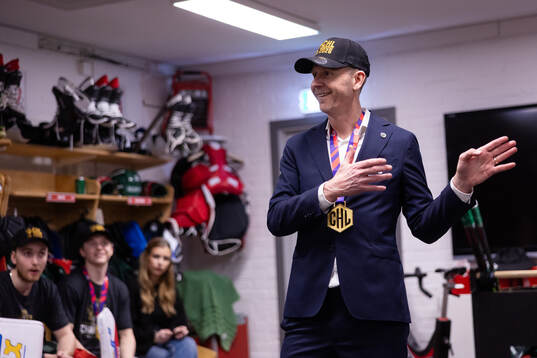 Coach Robert Ohlsson of Frölunda