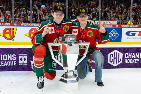Noah Hasa and Filip Hasa of Frölunda celebrate with the