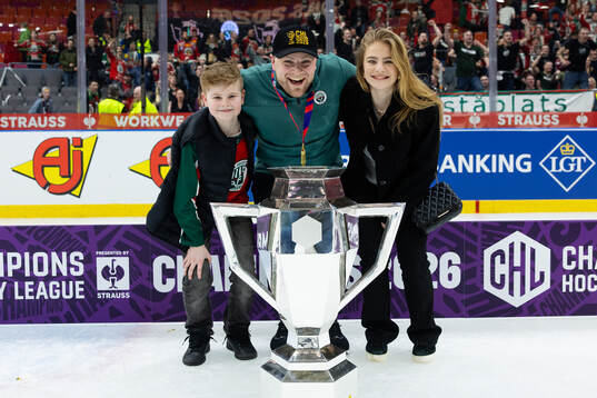 Equipment manager Jonas Elofsson of Frölunda and his