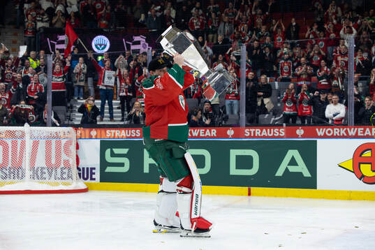 Goaltender Lars Johansson of Frölunda celebrates with the