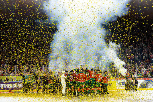 during the Champions Hockey League final between Frölunda