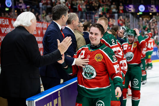 Chairman Mats Grauers and Jere Innala