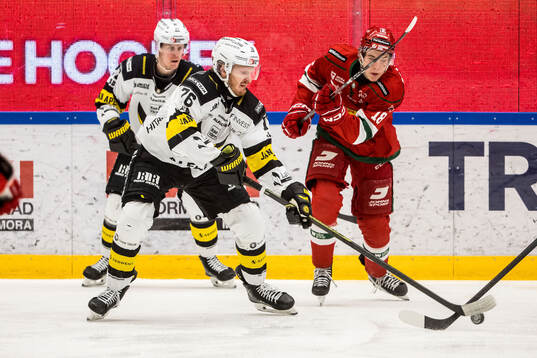 Bläddra bland fler bilder av Ishockey, Hockeyallsvenskan, Mora - Västerås