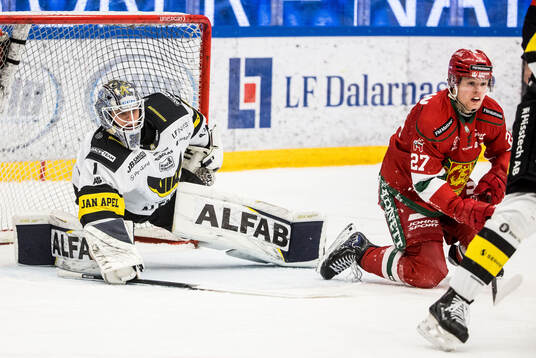 Västerås målvakt Oliver Håkansson och Moras Hampus