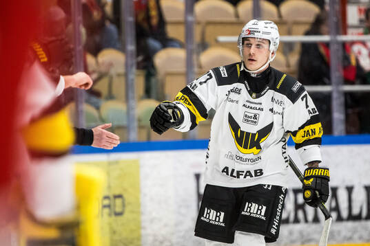 Västerås Oscar Birgersson jublar