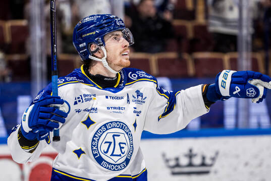 Leksands Peter Cehlarik jublar