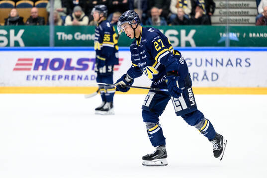 HV71s Jonathan Ang deppar