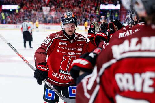 Örebros Patrik Karlkvist jublar