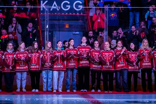 Örebros damer hyllas