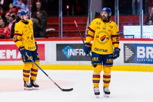 Djurgårdens Hugo Blixt och Ludvig Rensfeldt deppar