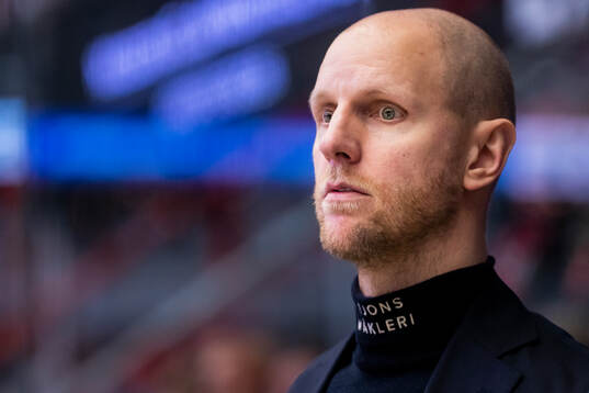 Örebros assisterande tränare Carl Gunnarsson