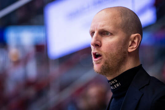 Örebros assisterande tränare Carl Gunnarsson