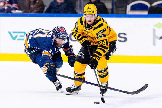 Växjös Brian Cooper och Skellefteås Oscar Lindberg